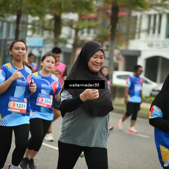 Runner Photo 5261354