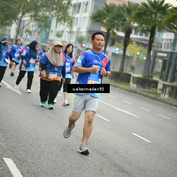 Runner Photo 5261362