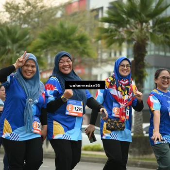Runner Photo 5261367