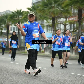 Runner Photo 5261381