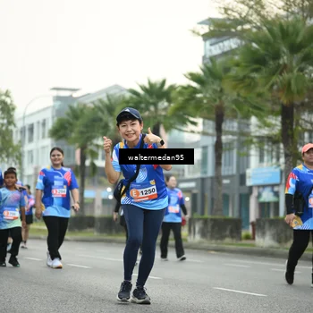 Runner Photo 5261402