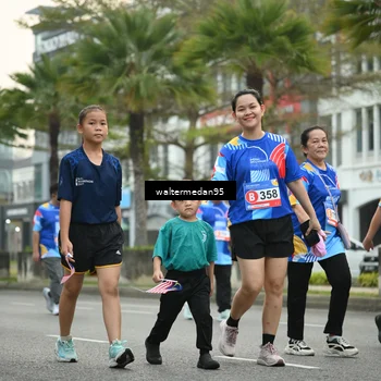 Runner Photo 5261424