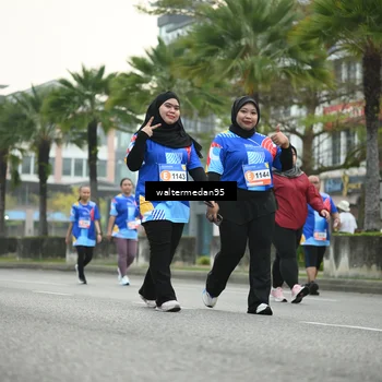 Runner Photo 5261436
