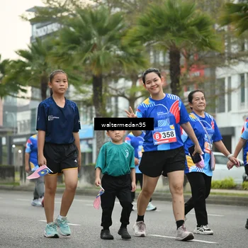 Runner Photo 5261442