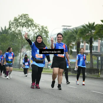 Runner Photo 5261472