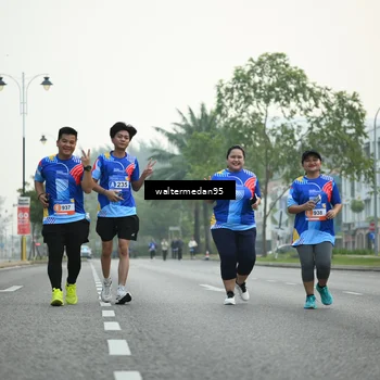 Runner Photo 5261591