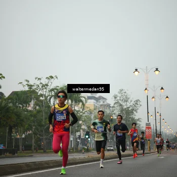 Runner Photo 5261771