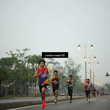 Runner Photo 5261775