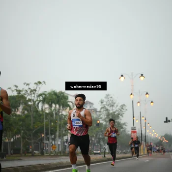 Runner Photo 5261783