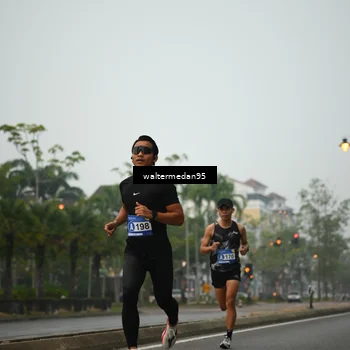 Runner Photo 5261788