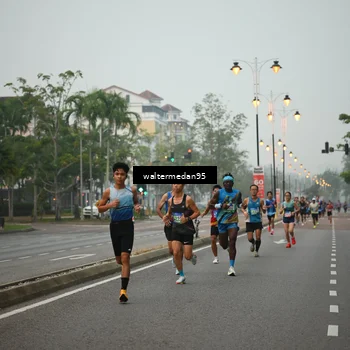 Runner Photo 5261806