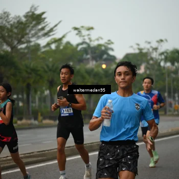 Runner Photo 5261827