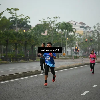 Runner Photo 5261836