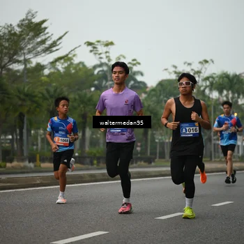 Runner Photo 5261854