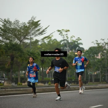 Runner Photo 5261865