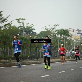Runner Photo 5261869