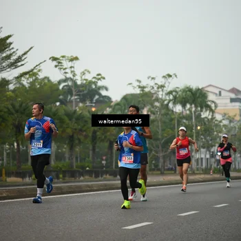 Runner Photo 5261871
