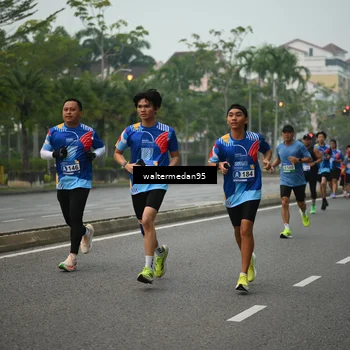 Runner Photo 5261895