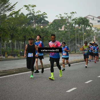 Runner Photo 5261900