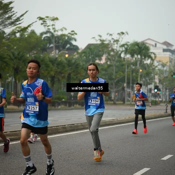 Runner Photo 5261910