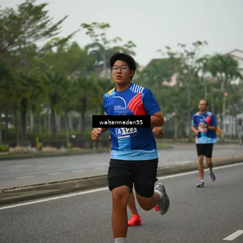 Runner Photo 5261926