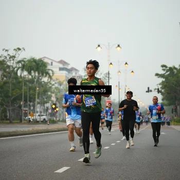 Runner Photo 5261933