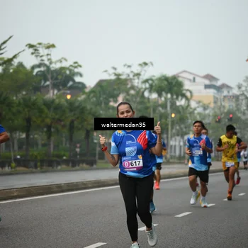 Runner Photo 5261944
