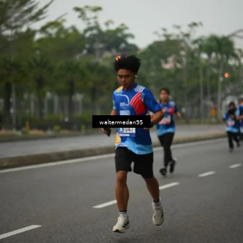Runner Photo 5262012