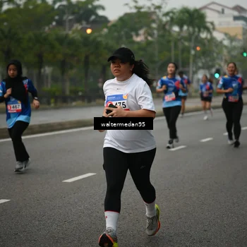 Runner Photo 5262030