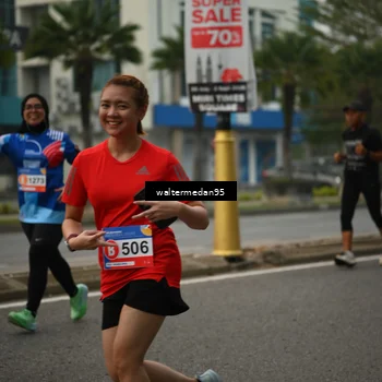 Runner Photo 5262076