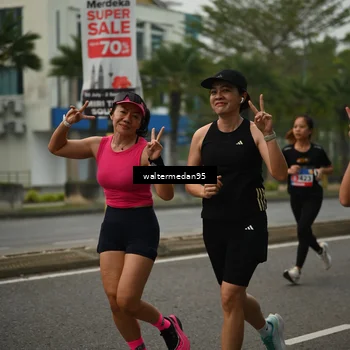 Runner Photo 5262079