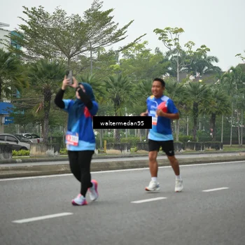 Runner Photo 5262104