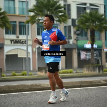 Runner Photo 5262109