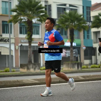 Runner Photo 5262110