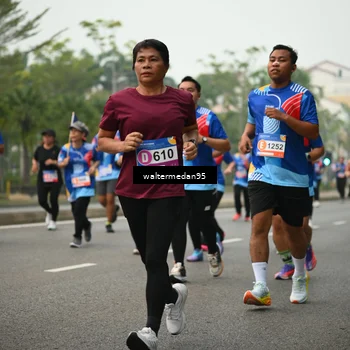 Runner Photo 5262125