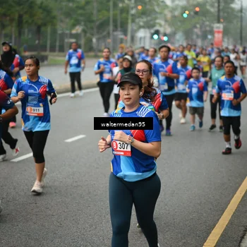 Runner Photo 5262175