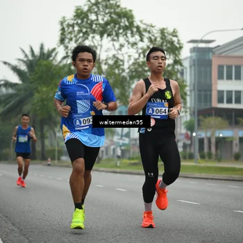Runner Photo 5262245