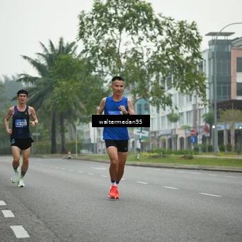 Runner Photo 5262248