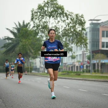 Runner Photo 5262318