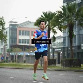 Runner Photo 5262353