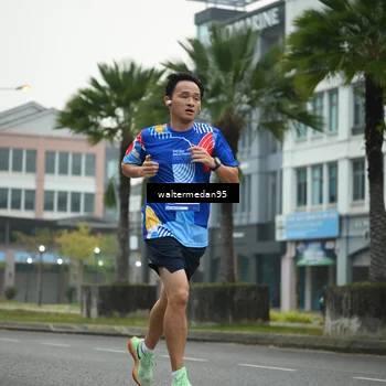 Runner Photo 5262355
