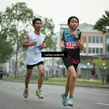 Runner Photo 5262375