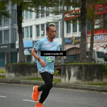 Runner Photo 5262400