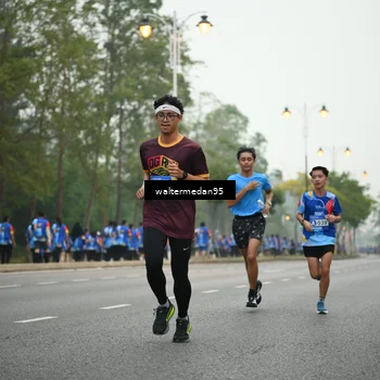 Runner Photo 5262429