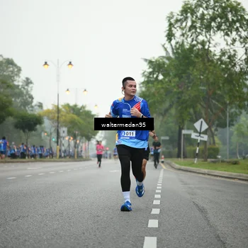 Runner Photo 5262433
