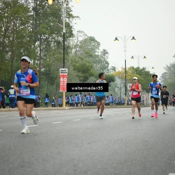 Runner Photo 5262453