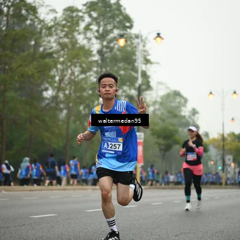 Runner Photo 5262466