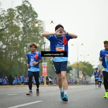 Runner Photo 5262630