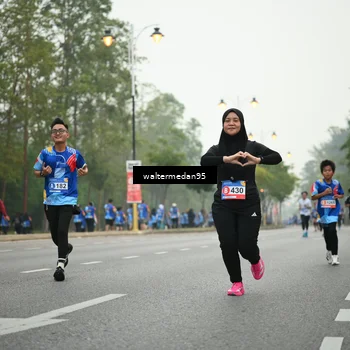 Runner Photo 5262683