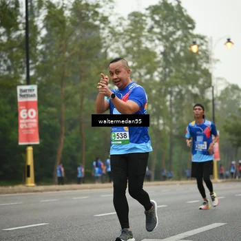 Runner Photo 5262707
